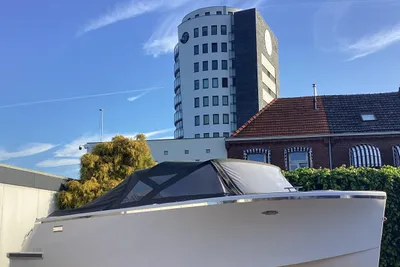 2019 Lifestyle 750 Tender