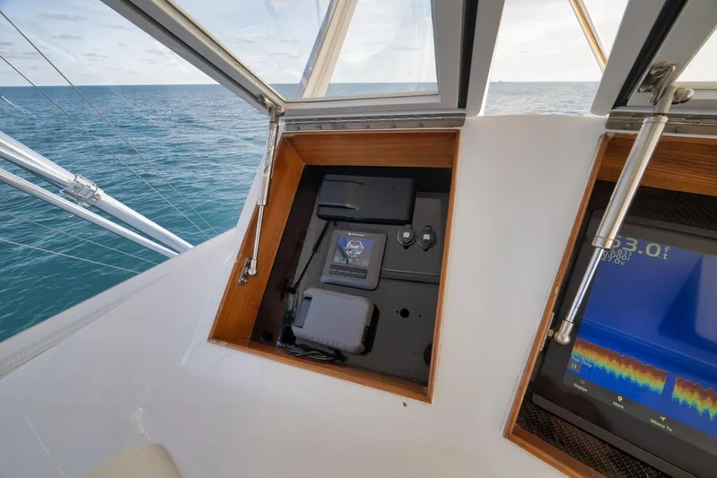 Pistol Yacht Photos Pics Control panel of a 2002 Weaver 60 Convertible yacht with ocean view.