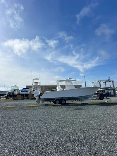 Sydney Isla Yacht Photos Pics 