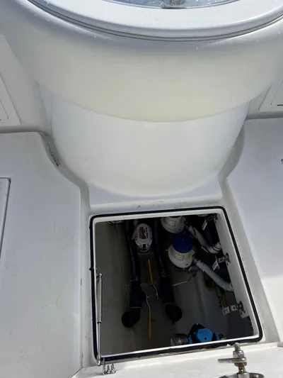 Sydney Isla Yacht Photos Pics 