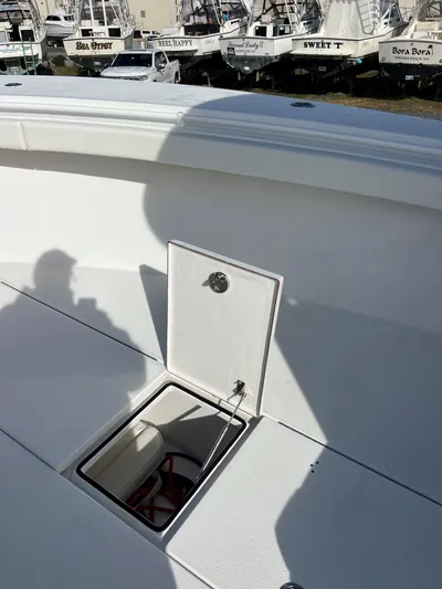 Sydney Isla Yacht Photos Pics 