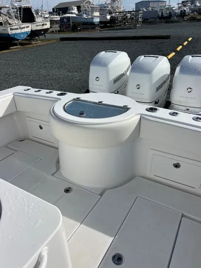 Sydney Isla Yacht Photos Pics 