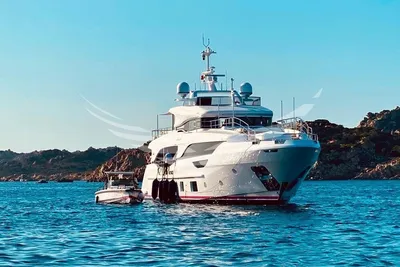 Benetti Delfino 95