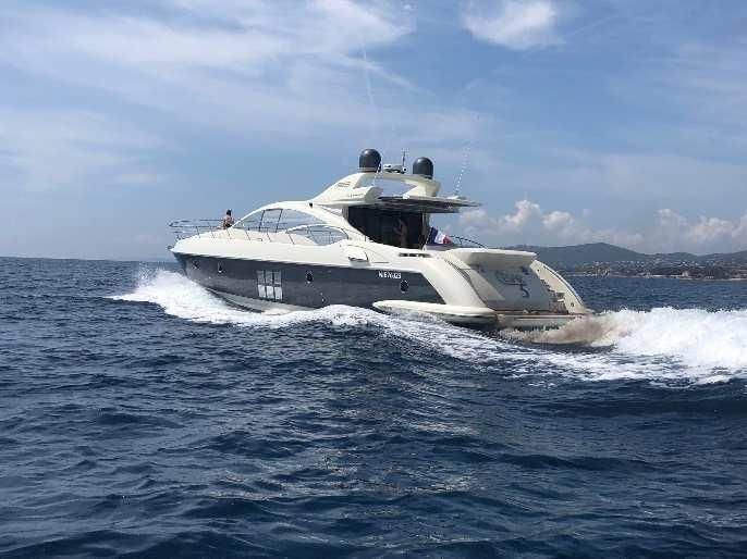 2004 Azimut 69 