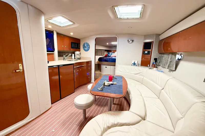 Yachtsea Yacht Photos Pics Luxurious interior of a 2004 Formula 40 Performance Cruiser with modern amenities.