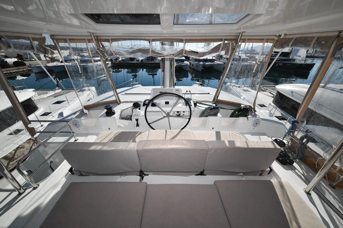 2021 Lagoon 48 