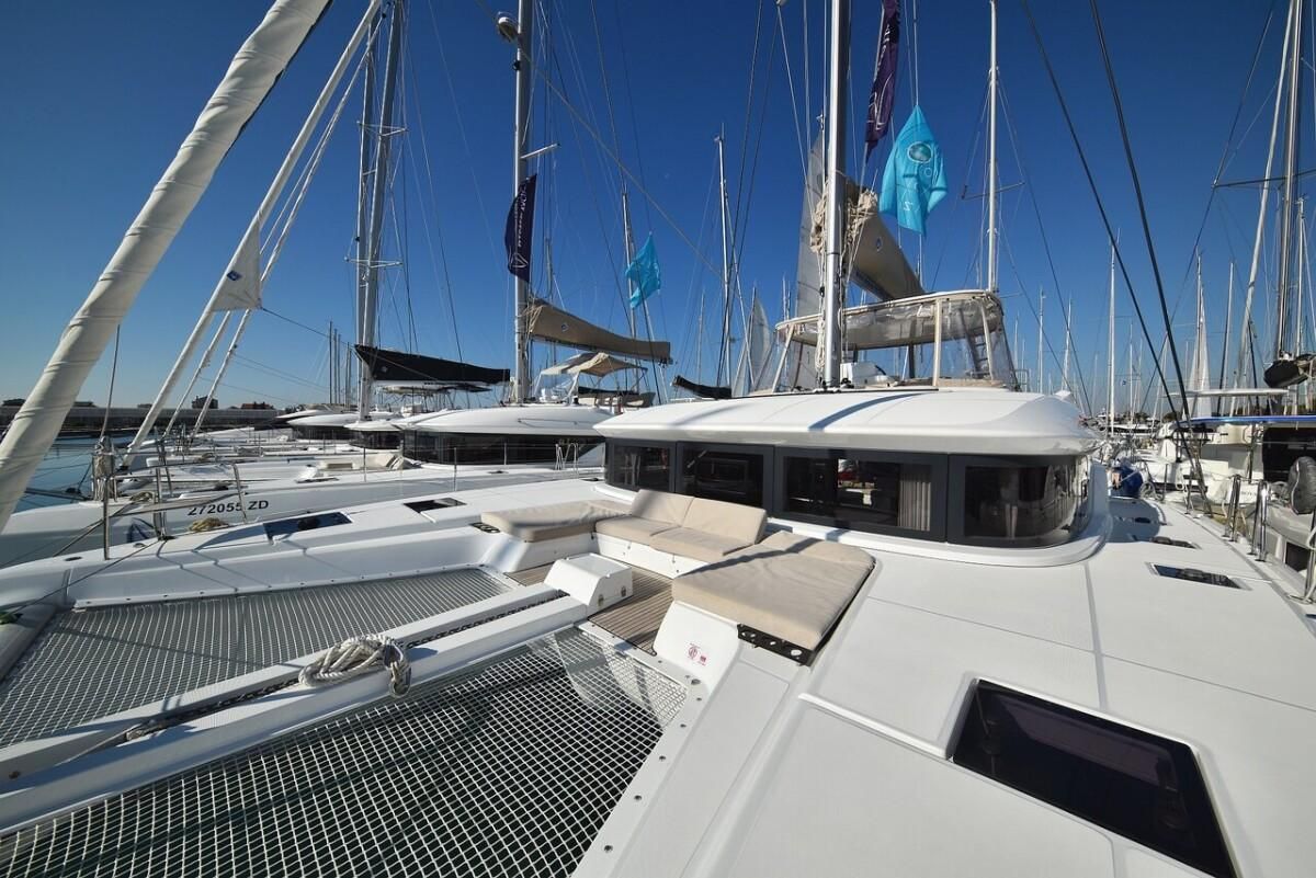 2021 Lagoon 48 