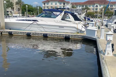 Sea Ray 440 Sundancer