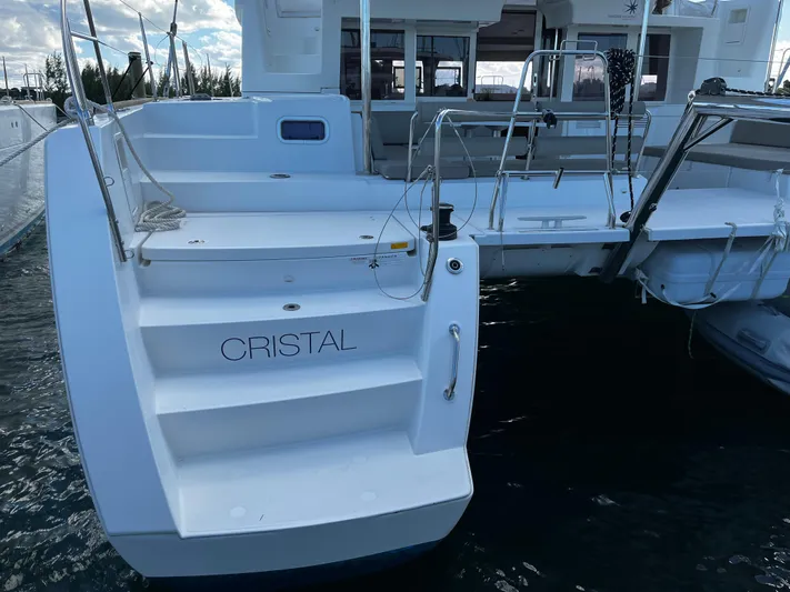 Cristal Yacht Photos Pics Cristal - Transom Step Portside