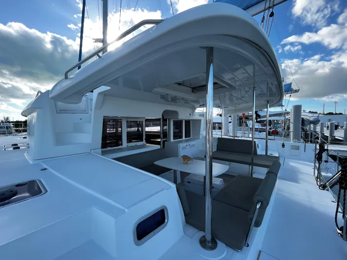 Cristal Yacht Photos Pics Cristal - Main Cockpit View (1)