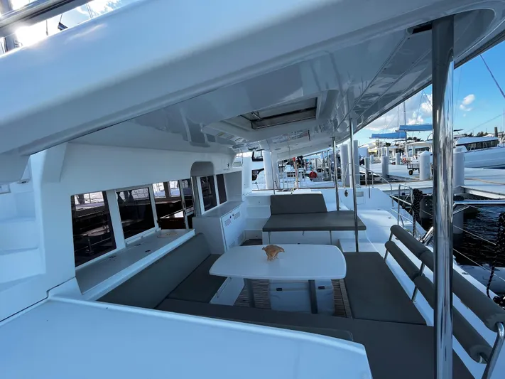 Cristal Yacht Photos Pics Cristal - Main Cockpit View (4)