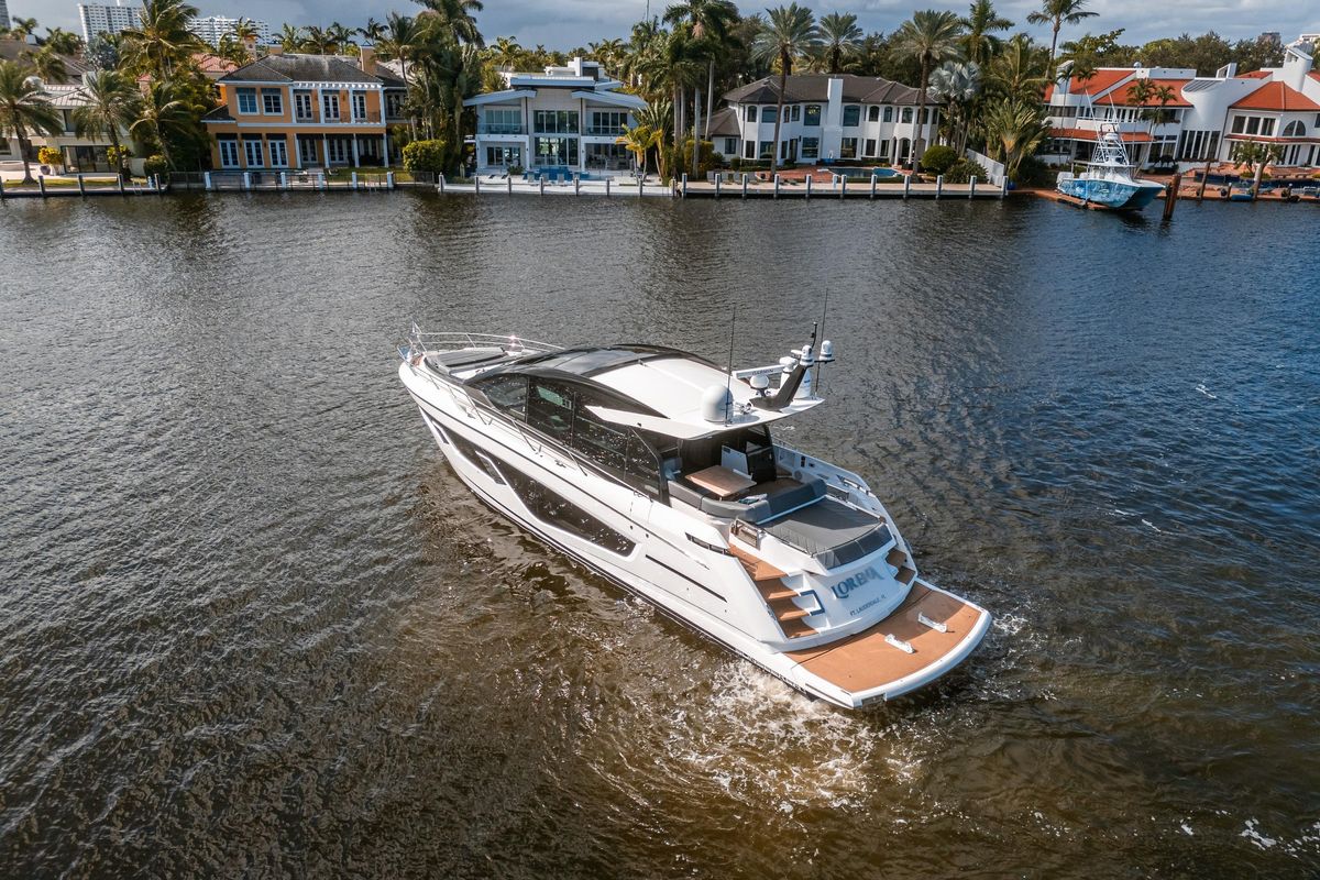2022 Sunseeker 65 