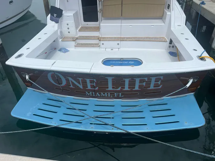 One Life Yacht Photos Pics 