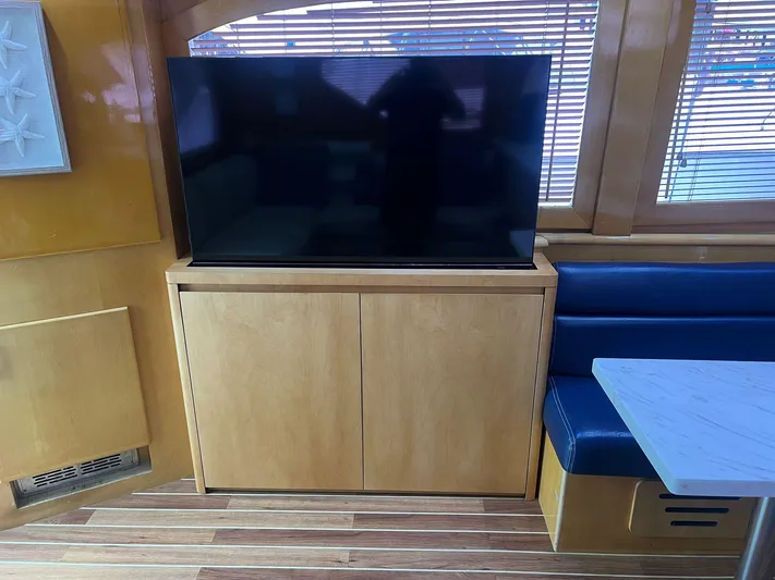 One Life Yacht Photos Pics 