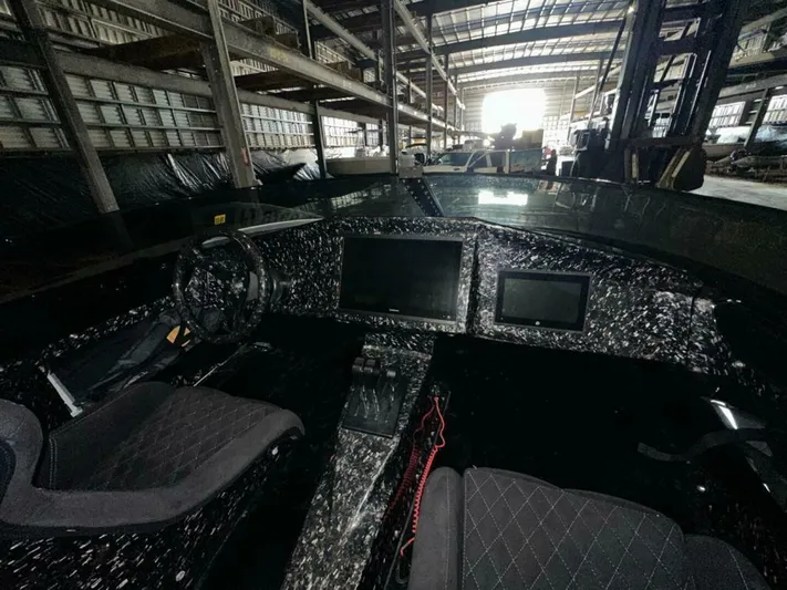  Yacht Photos Pics 2021 Hellkat 320x Wide Body - Image 7