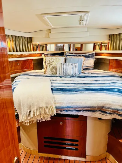 Pal'party Yacht Photos Pics 