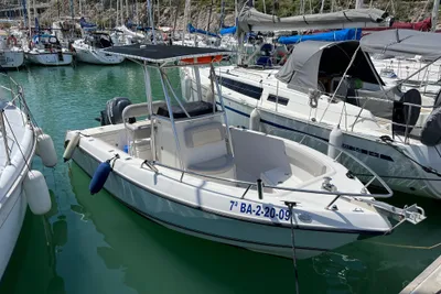 2009 Cobia 206 CC