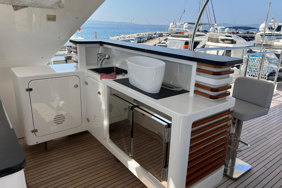 2013 Benetti 93 