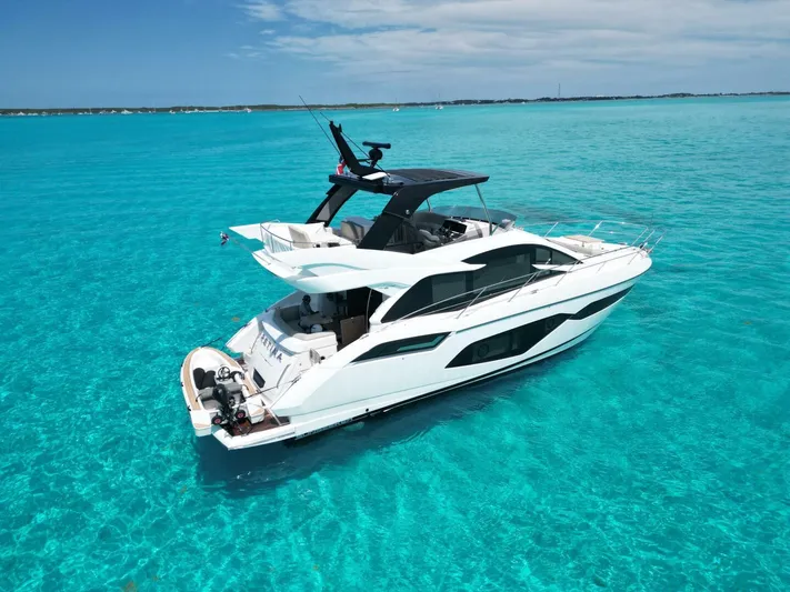  Yacht Photos Pics 2023 Sunseeker 55 Manhattan - Image 3