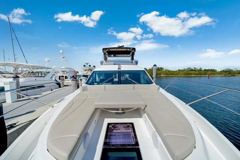  Yacht Photos Pics 2023 Sunseeker Manhattan 55 - Image 34