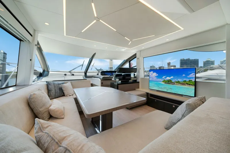  Yacht Photos Pics 2023 Sunseeker Manhattan 55 - Image 13