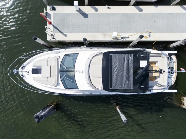  Yacht Photos Pics 2023 Sunseeker Manhattan 55 - Image 39