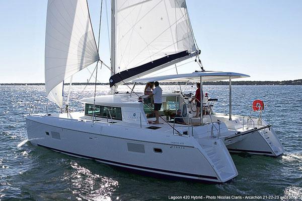 2009 Lagoon 420 Catamaran for sale - YachtWorld