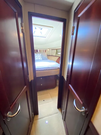 Blue Pearl Yacht Photos Pics 