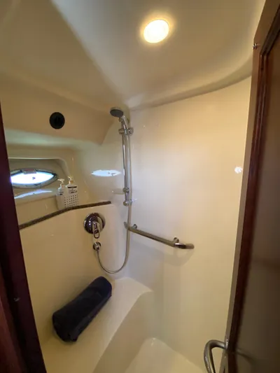 Blue Pearl Yacht Photos Pics 