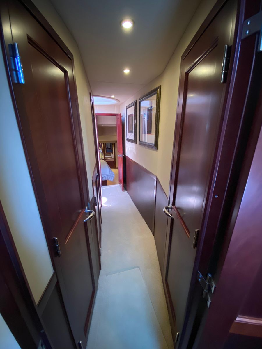 2006 Sea Ray 58 
