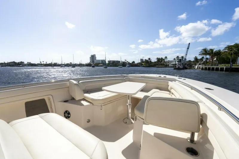  Yacht Photos Pics 2020 Grady-white Canyon 376 - Image 17