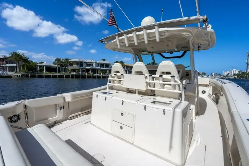  Yacht Photos Pics 2020 Grady-white Canyon 376 - Image 12