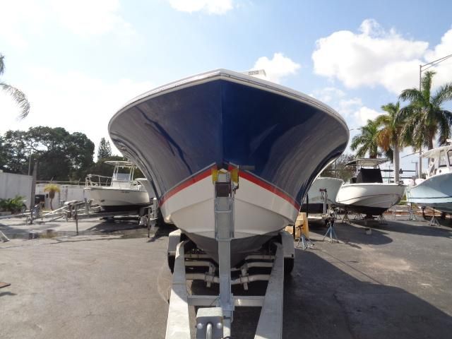 2006 Regulator 32 FS