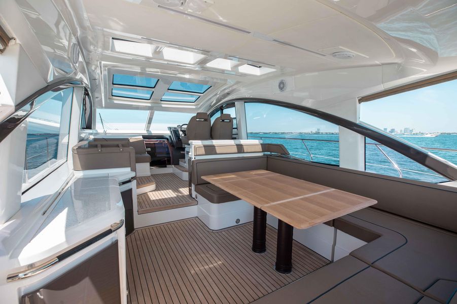 2018 Fairline Targa 53 OPEN