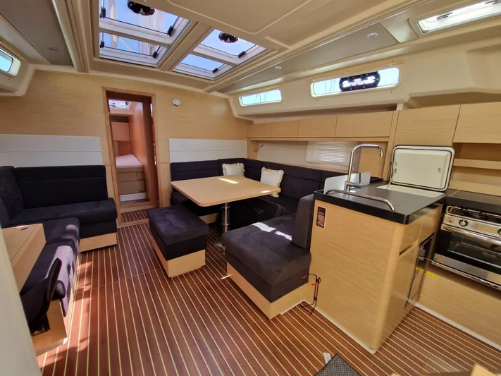  Yacht Photos Pics Hanse 458