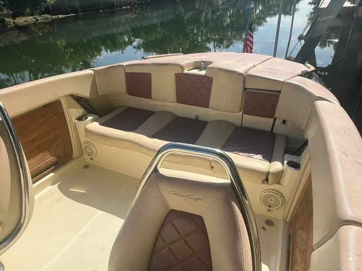  Yacht Photos Pics 2018 Chris-craft Capri - Image 9