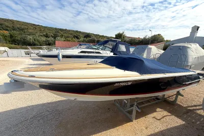 2011 Chris-Craft Corsair 28