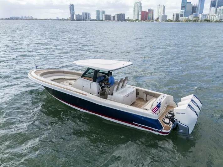  Yacht Photos Pics 2022 Chris-craft Catalina 34 - Image 11