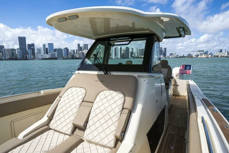  Yacht Photos Pics 2022 Chris-craft Catalina 34 - Image 31