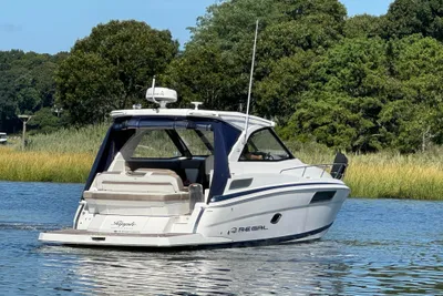 Regal 35 Sport Coupe