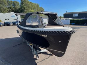 2021 Maxima 600 (jong gebruikt)