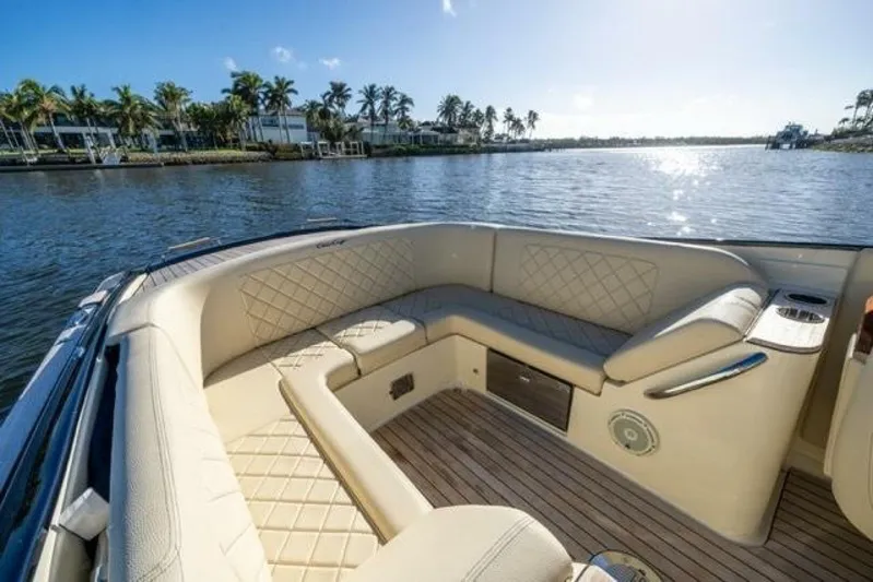  Yacht Photos Pics 2024 Chris-craft Launch 27 - Image 41