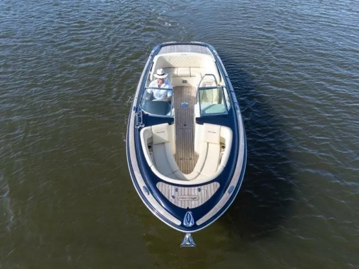  Yacht Photos Pics 2024 Chris-craft Launch 27 - Image 12