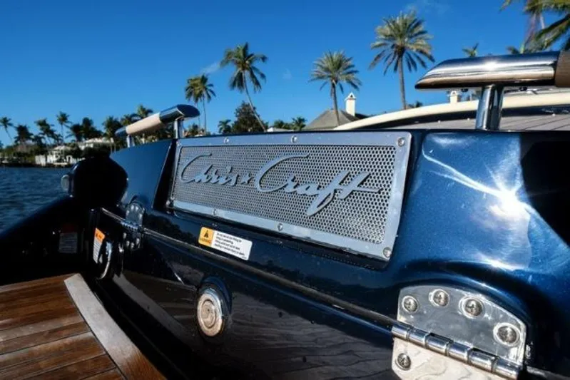  Yacht Photos Pics 2024 Chris-craft Launch 27 - Image 14