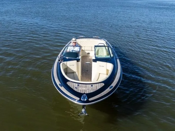  Yacht Photos Pics 2024 Chris-craft Launch 27 - Image 11