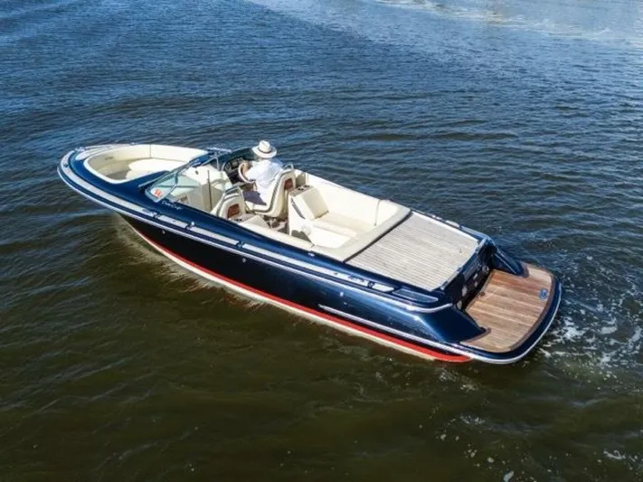  Yacht Photos Pics 2024 Chris-craft Launch 27 - Image 8