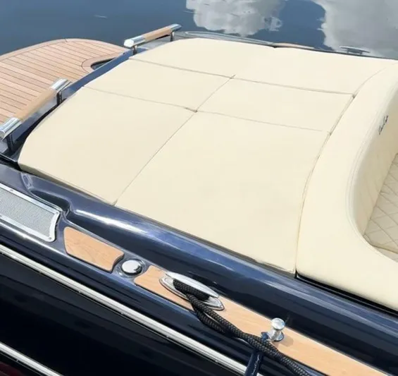  Yacht Photos Pics 2024 Chris-craft Launch 27 - Image 18