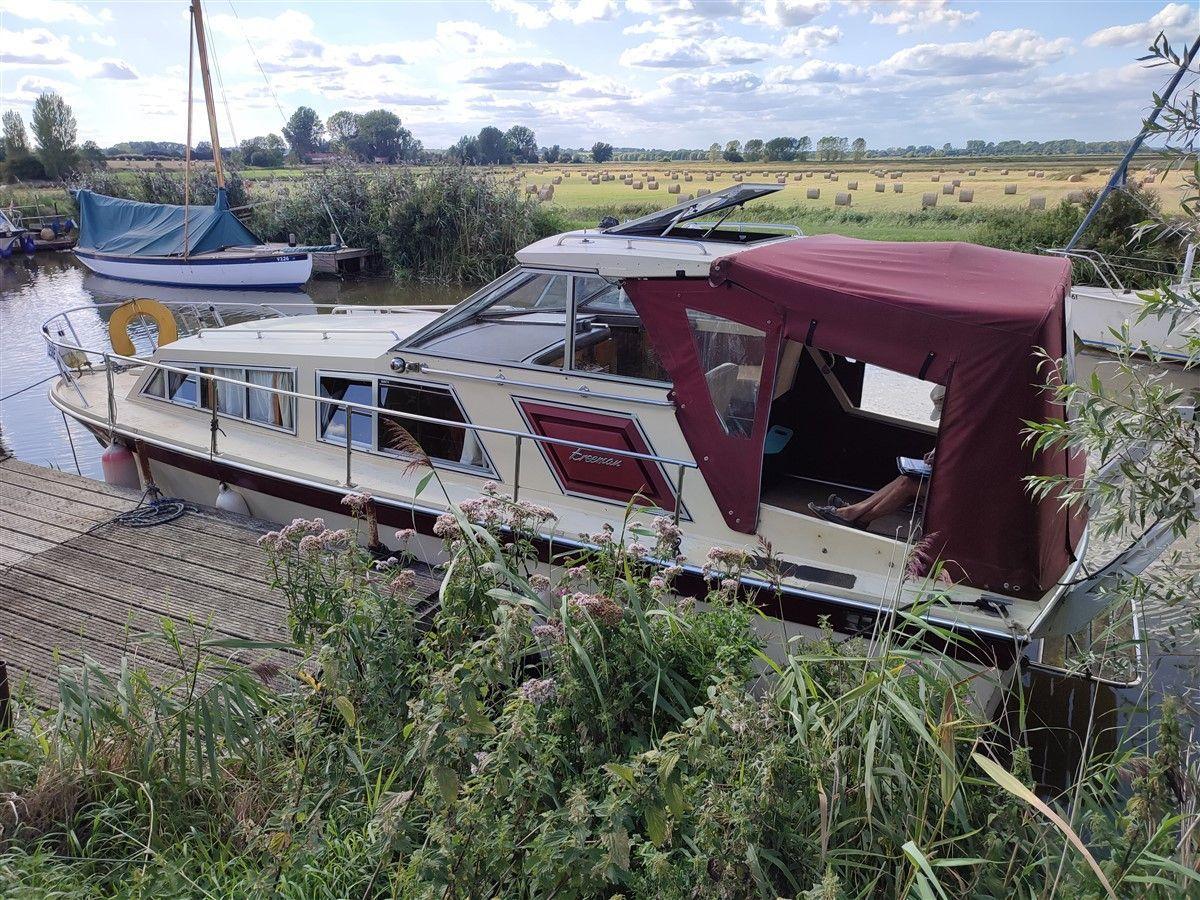 Freeman 27 8m 1980 Norfolk Boats and Outboards