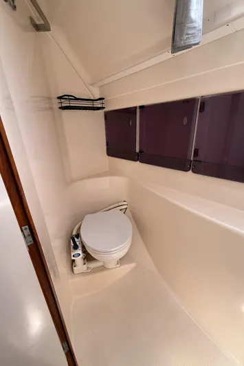 Mockingbird Yacht Photos Pics 