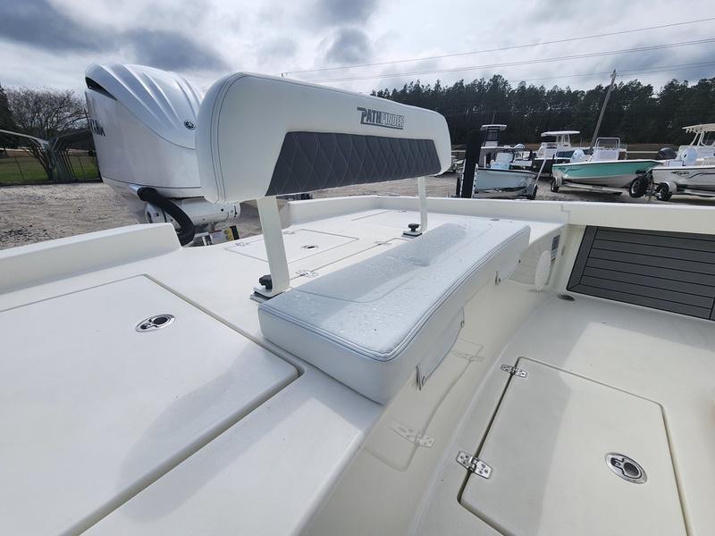 2024 Pathfinder 2600 HPS Center Console for sale - YachtWorld